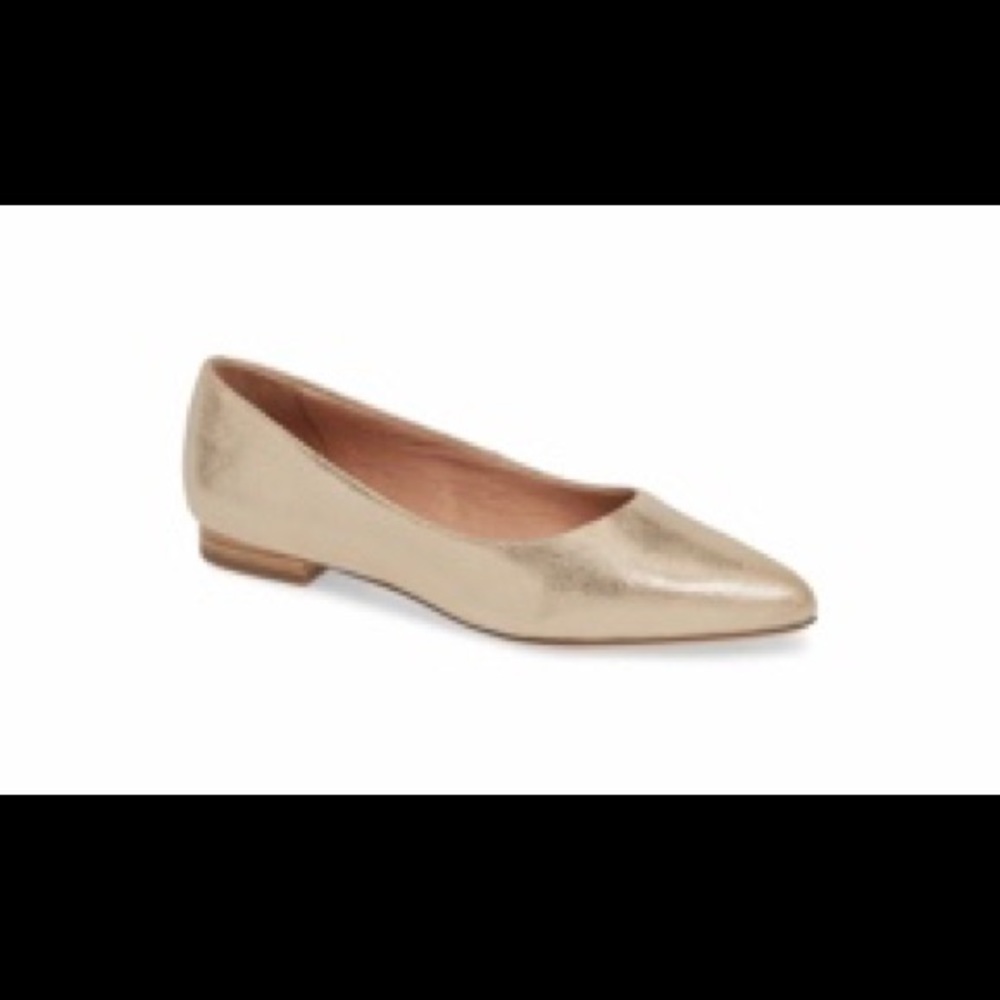 Caslon Shoes